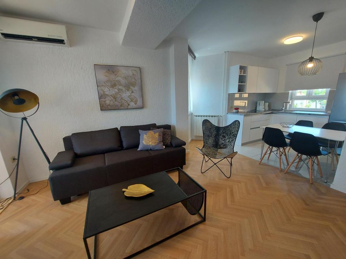 Apartments Fugosic Punat Eksteriør bilde