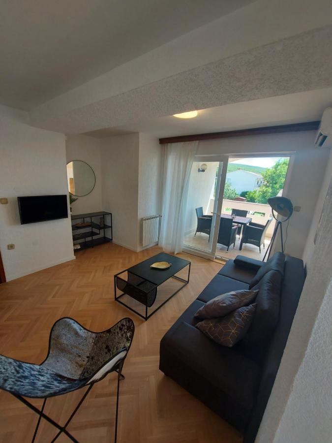 Apartments Fugosic Punat Eksteriør bilde
